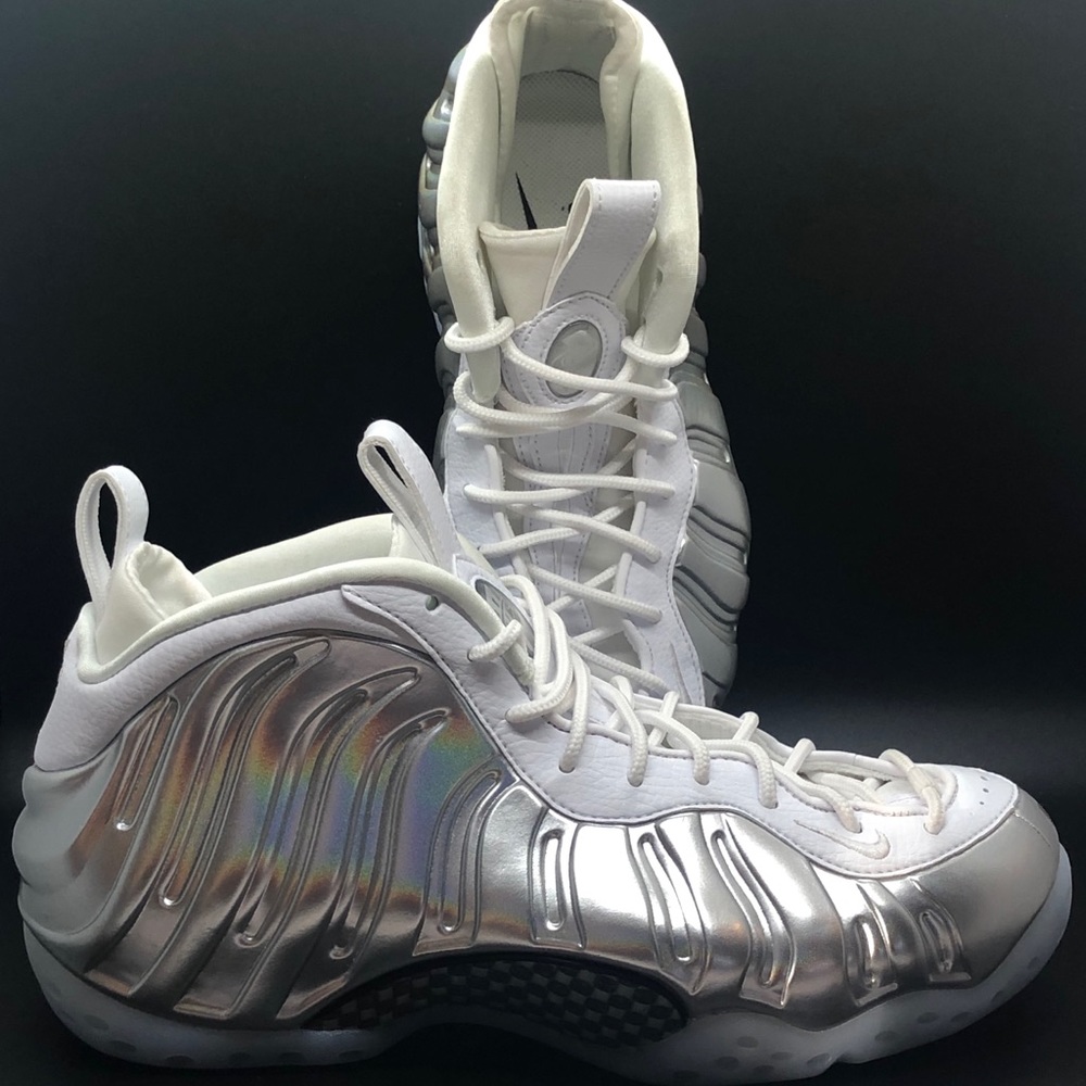 ***SOLD*** NEW Nike Women’s Air Foamposite One